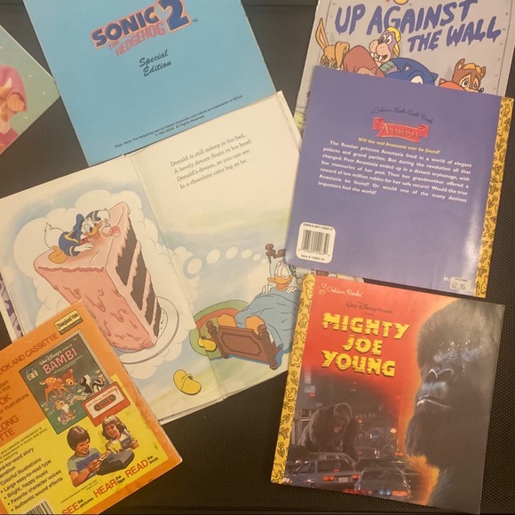 🎉2/30 Set of 7 Disney Golden Picture Books Jungle Book Sonic Barbie 1st Readers - Picture 8 of 9